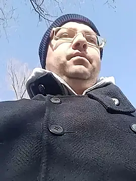 Snapshot of Luceriusbigass chatting on February 25, 12:03 pm Luceriusbigass online show from February 25, 12:03 pm