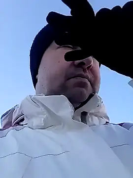 Snapshot of Luceriusbigass chatting on November 24, 10:59 am Luceriusbigass online show from November 24, 10:59 am