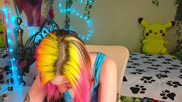 Snapshot of Sansarella chatting on November 27, 4:42 pm Sansarella online show from November 27, 4:42 pm