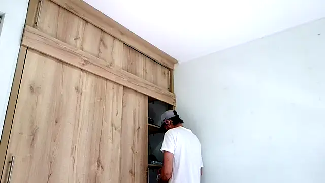 Snapshot of andrew_1520 chatting on November 9, 8:18 pm andrew 1520 online show from November 9, 8:18 pm