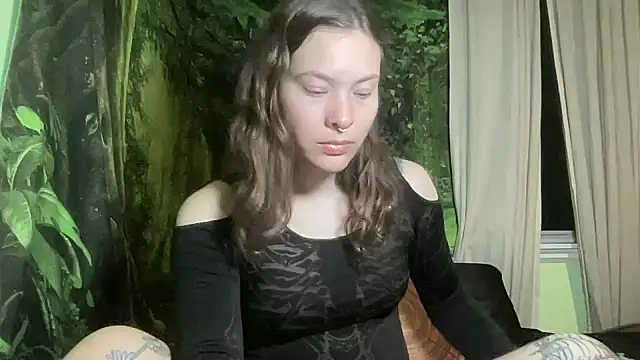 mo0ngoddess online show from October 30, 1:51 am