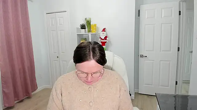 Vika73 online show from December 17, 4:11 pm