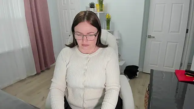 Vika73 online show from February 4, 1:06 pm