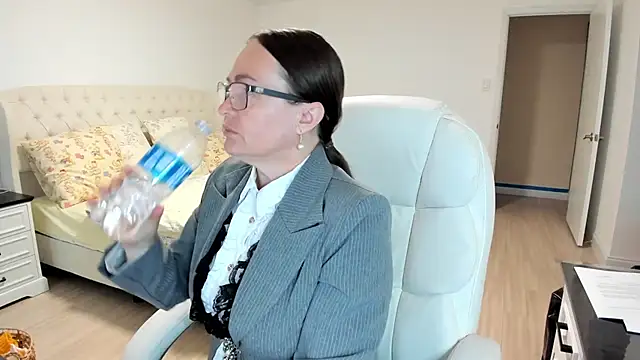 Vika73 online show from September 22, 11:34 am