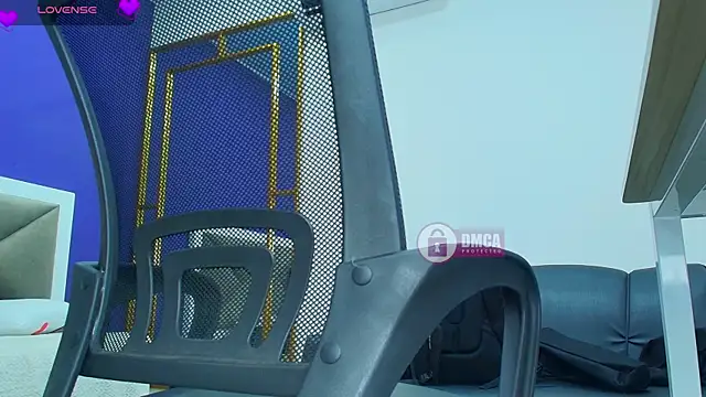 mylittle mila online show from December 13, 2:38 pm