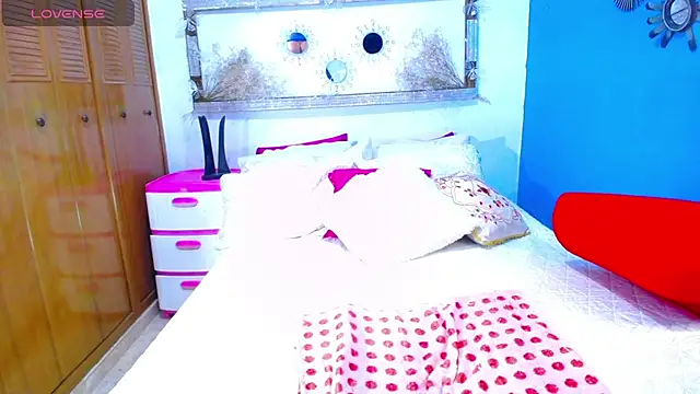 Snapshot of cairohot chatting on November 15, 5:38 am cairohot online show from November 15, 5:38 am