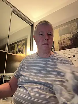 cumboy online show from December 15, 11:09 pm