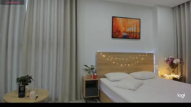 Snapshot of miko_kimura chatting on January 28, 2:11 am miko kimura online show from January 28, 2:11 am