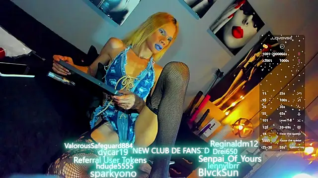 Snapshot of love_amor_ chatting on January 9, 9:58 pm love amor online show from January 9, 9:58 pm