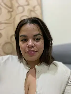 AliceStarshine online show from March 21, 2:50 am