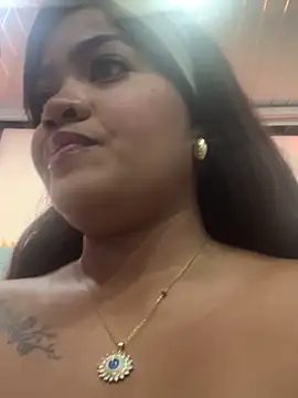 riri brunnete online show from February 24, 6:47 pm