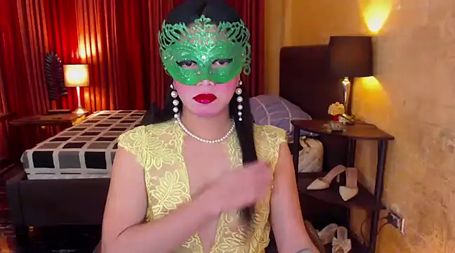 Snapshot of BigCockJewel chatting on February 6, 9:11 am BigCockJewel online show from February 6, 9:11 am