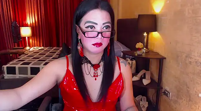 Snapshot of BigCockJewel chatting on February 7, 9:05 am BigCockJewel online show from February 7, 9:05 am