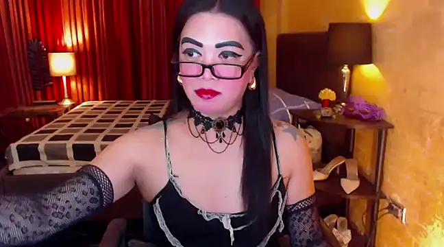 Snapshot of BigCockJewel chatting on February 12, 1:27 pm BigCockJewel online show from February 12, 1:27 pm