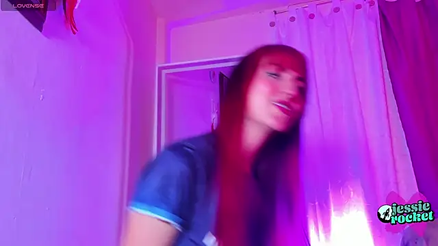 jessierocketx online show from October 12, 10:42 pm