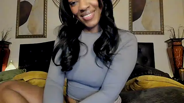 nicolesolace online show from December 9, 2:02 am