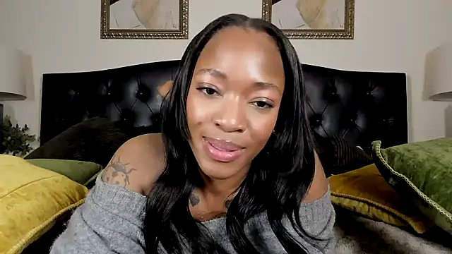 nicolesolace online show from February 16, 1:38 pm