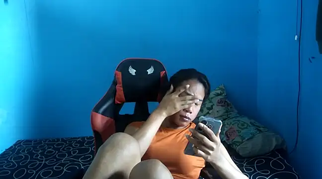 Snapshot of venustheg0ddess chatting on March 11, 12:22 am venustheg0ddess online show from March 11, 12:22 am