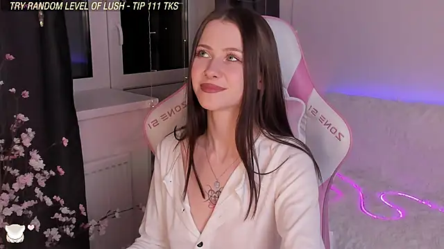 LoveJuliya online show from December 20, 12:08 am