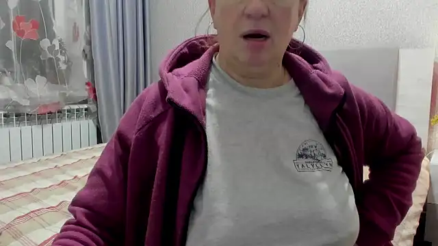 JUNOOO online show from January 19, 10:39 pm