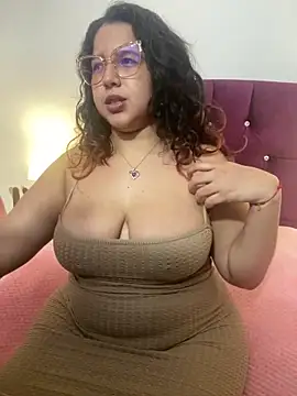 Snapshot of shara_ chatting on February 28, 6:54 am shara online show from February 28, 6:54 am