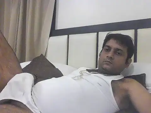 Snapshot of rarindam17 chatting on November 30, 2:10 pm rarindam17 online show from November 30, 2:10 pm