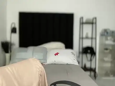 your bianca69 online show from March 6, 11:31 pm