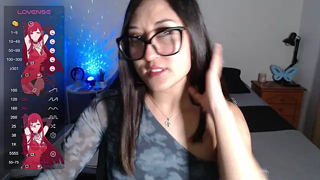 Ninimoon online show from October 6, 5:05 am