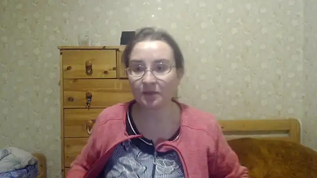 Snapshot of Smart_Rose chatting on February 6, 5:19 pm Smart Rose online show from February 6, 5:19 pm