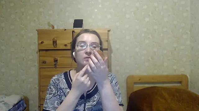 Snapshot of Smart_Rose chatting on February 10, 3:32 pm Smart Rose online show from February 10, 3:32 pm