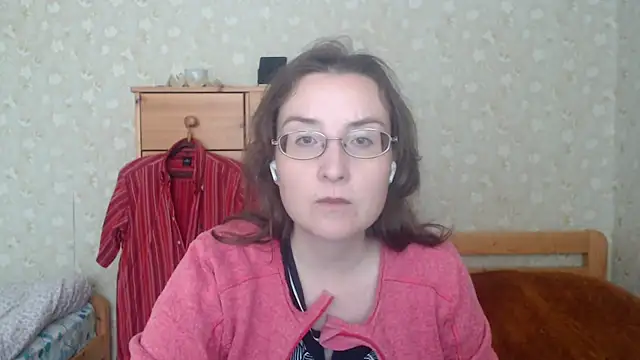 Snapshot of Smart_Rose chatting on March 5, 12:00 pm Smart Rose online show from March 5, 12:00 pm