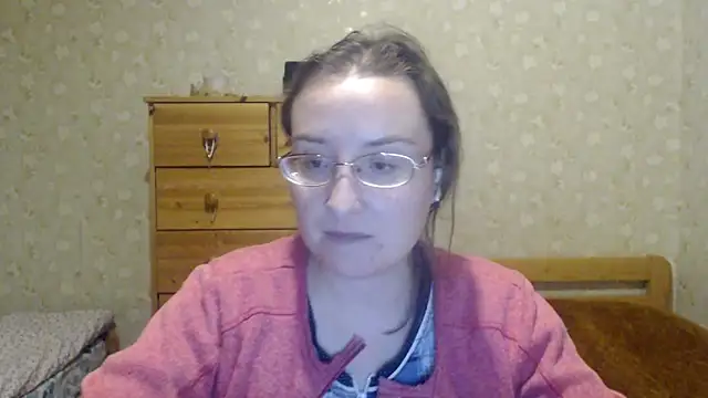 Snapshot of Smart_Rose chatting on March 13, 12:16 am Smart Rose online show from March 13, 12:16 am