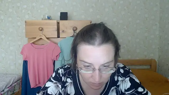 Snapshot of Smart_Rose chatting on September 11, 12:05 pm Smart Rose online show from September 11, 12:05 pm