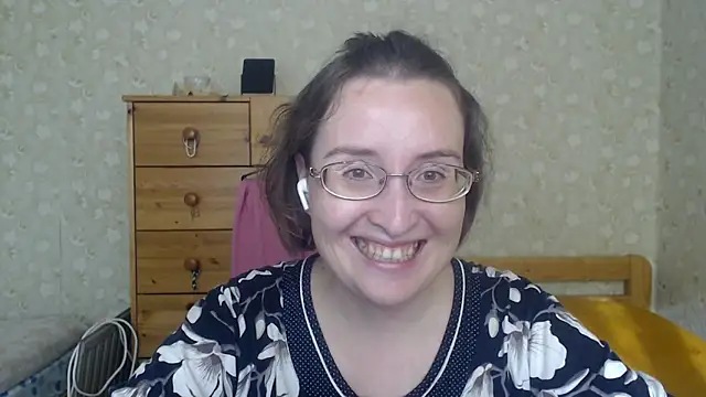 Snapshot of Smart_Rose chatting on September 14, 6:23 am Smart Rose online show from September 14, 6:23 am