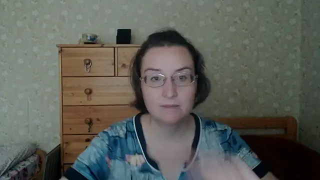 Snapshot of Smart_Rose chatting on September 21, 10:06 am Smart Rose online show from September 21, 10:06 am