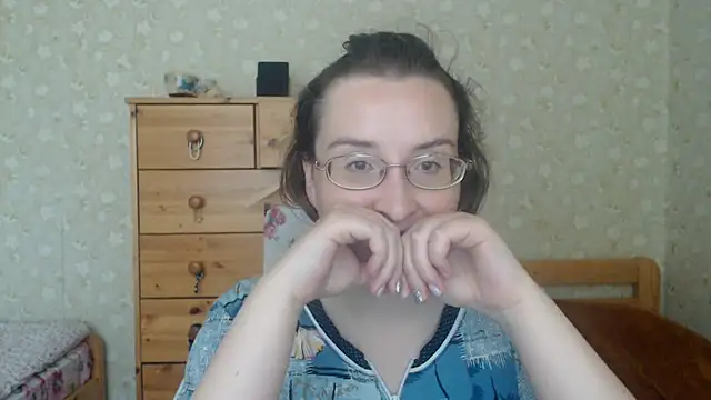 Snapshot of Smart_Rose chatting on September 22, 10:17 am Smart Rose online show from September 22, 10:17 am