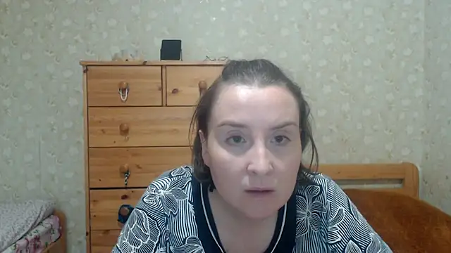 Snapshot of Smart_Rose chatting on September 28, 2:00 pm Smart Rose online show from September 28, 2:00 pm