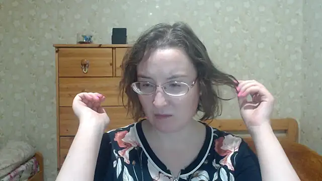 Snapshot of Smart_Rose chatting on November 9, 12:20 am Smart Rose online show from November 9, 12:20 am