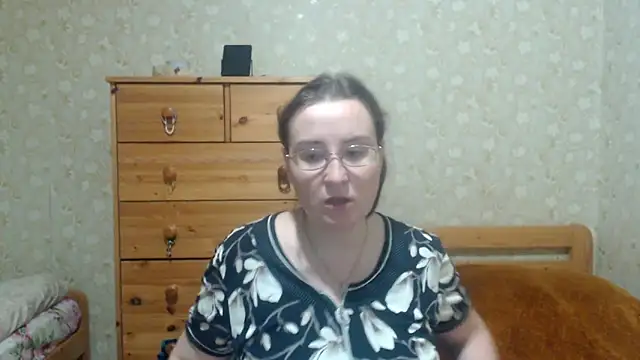 Snapshot of Smart_Rose chatting on November 18, 4:44 pm Smart Rose online show from November 18, 4:44 pm