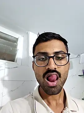 krishna8035 online show from September 16, 2:40 pm