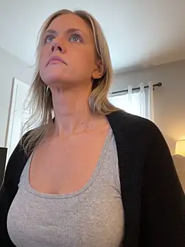 Kay Cakes online show from November 11, 5:35 pm