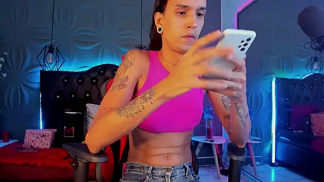 joaisaza online show from January 17, 6:15 am