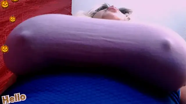 Snapshot of Honey_Lucy1 chatting on October 19, 10:54 pm Honey Lucy1 online show from October 19, 10:54 pm