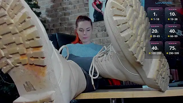 MrsVenus online show from January 12, 7:11 am