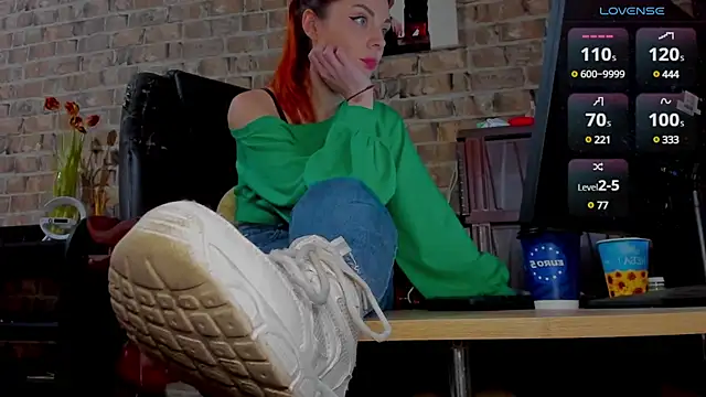 MrsVenus online show from March 17, 9:22 am