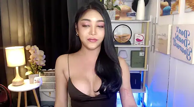 AsianMariaTs online show from January 13, 11:52 am