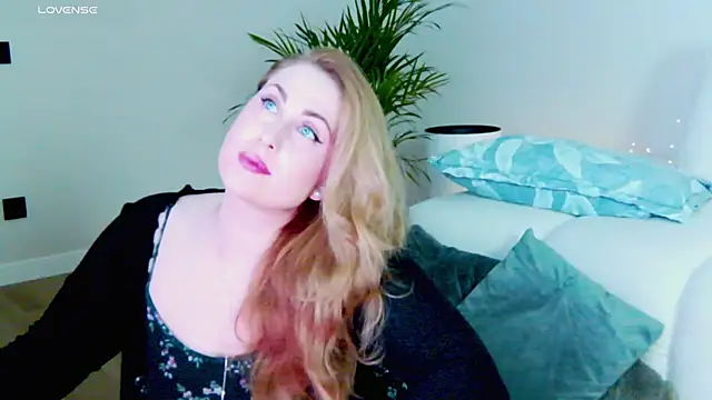 Sinful Eyes online show from November 29, 5:21 am