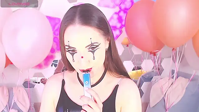 LexiKiss online show from January 28, 9:41 am