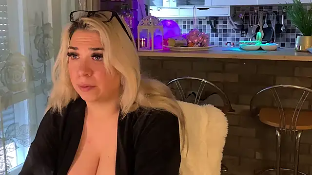 Monageil online show from February 18, 11:22 am