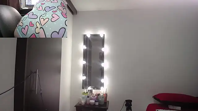 Snapshot of zoe_hotxxx chatting on March 1, 2:02 pm zoe hotxxx online show from March 1, 2:02 pm